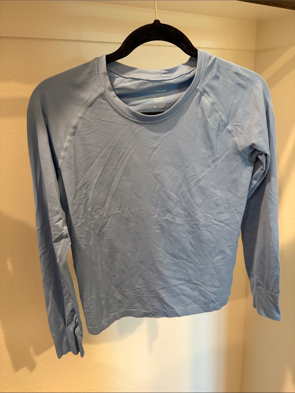 Light Blue Long Sleeve Performance Tee - Brand: Unbranded